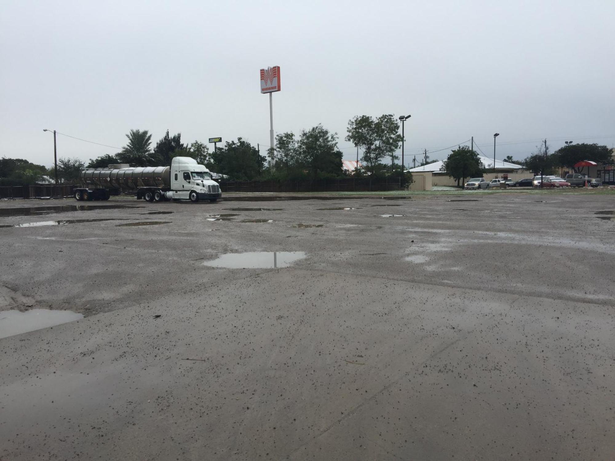 Texas Inn And Suites City Center At University Dr. Edinburg Εξωτερικό φωτογραφία